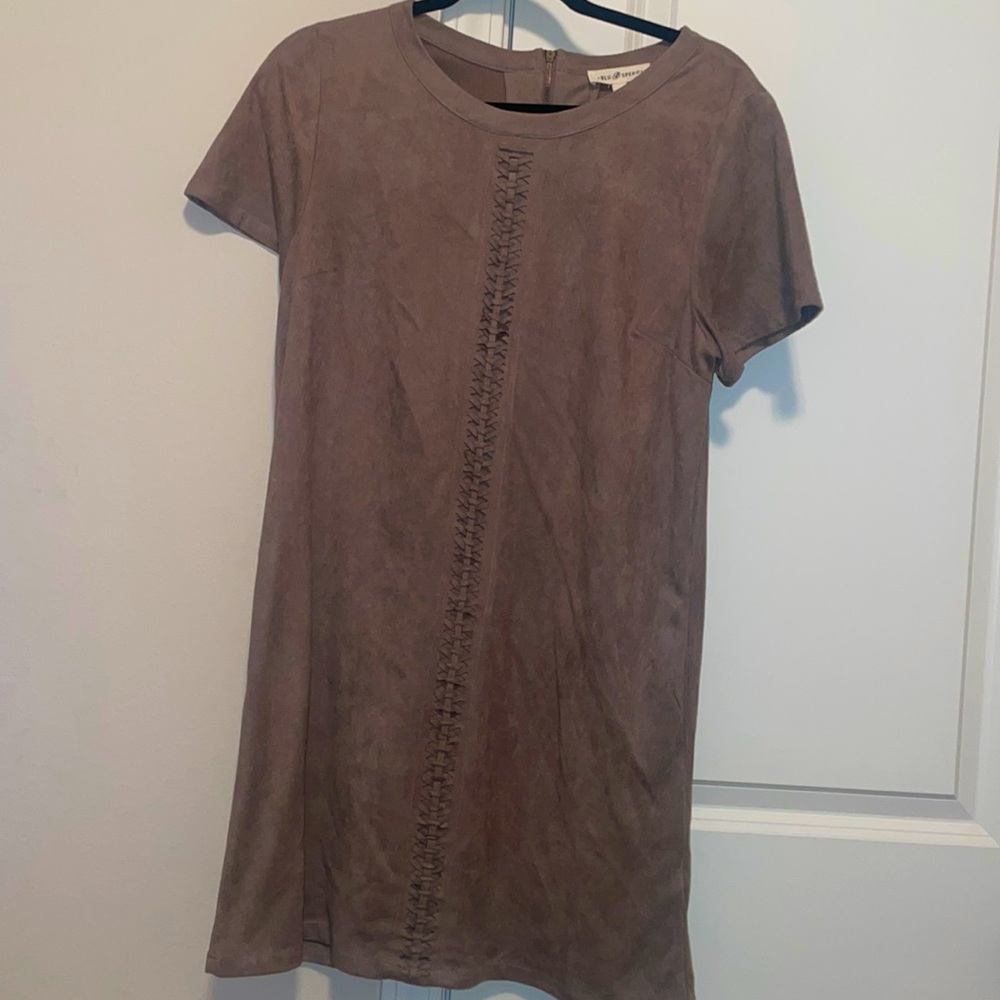 Womens suede gray dress; worn twice; great condition
